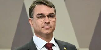 PT produz vídeo para apontar vínculo de Flávio Bolsonaro com caso Master