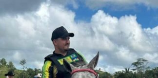 Rafael Fera participa da 3ª Cavalgada Beneficente em Monte Negro e destaca apoio à cultura sertaneja