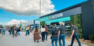 Sicoob marca presença na Rondônia Rural Show 2026 e reforça protagonismo no agronegócio da Região Norte