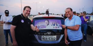 Alex Redano reúne cerca de 500 veículos em adesivaço da Onda Roxa em Porto Velho