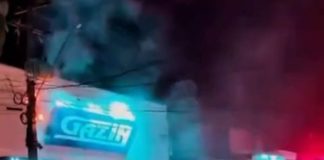 Transformador pega fogo em frente à Gazin e assusta moradores na Rua Daniel