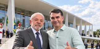Flávio exige 19 condições para abrir sigilos; Lula aceita desafio