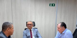 Deputado Pedro Fernandes se reúne com o secretário de Estado da Saúde para tratar da descentralização da saúde em Rondônia