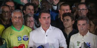 Flávio Bolsonaro questiona decisão do STF e anuncia que pedirá a anulação do segundo turno das eleições
