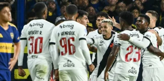 Vasco defende vantagem contra o Boca em Maracanã lotado para voltar a uma final após 26 anos