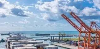 Brasil amplia exportações e compensa perdas com tarifas dos EUA, aponta governo