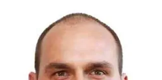 Ministério da Justiça demite Eduardo Bolsonaro da PF por abandono de cargo